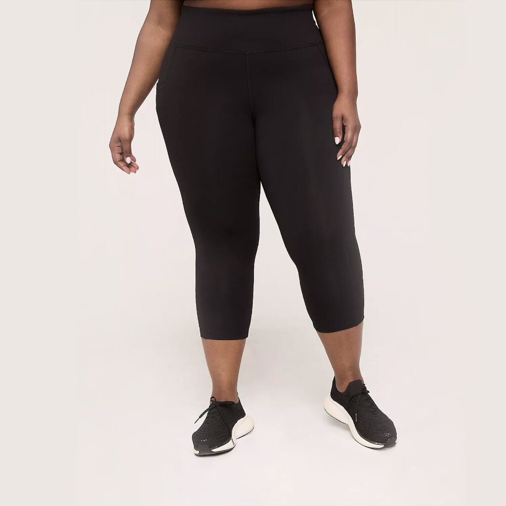 NWT Lane Bryant LIVI Plus Cropped Power Legging Size 18/20